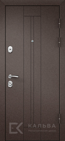 Фото «Стальная дверь коричневый антик снаружи светлая филёнчатая МДФ №16»